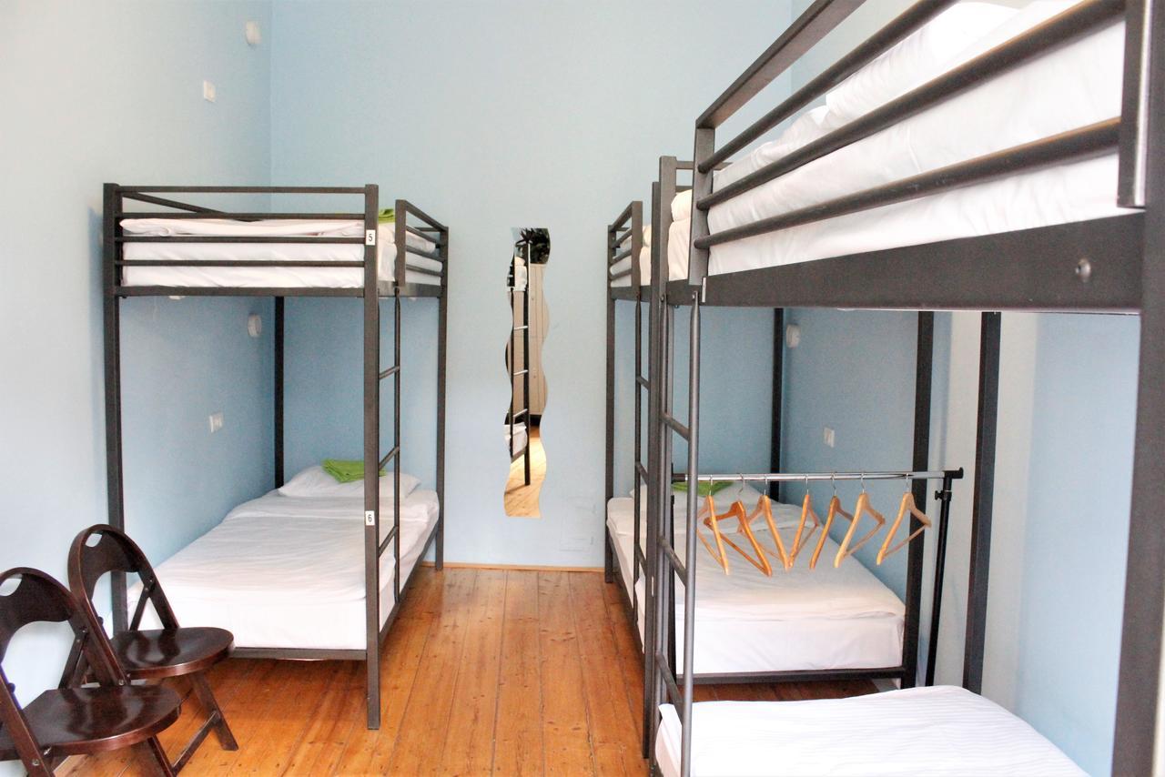Hostel Nomad Нови Сад Екстериор снимка