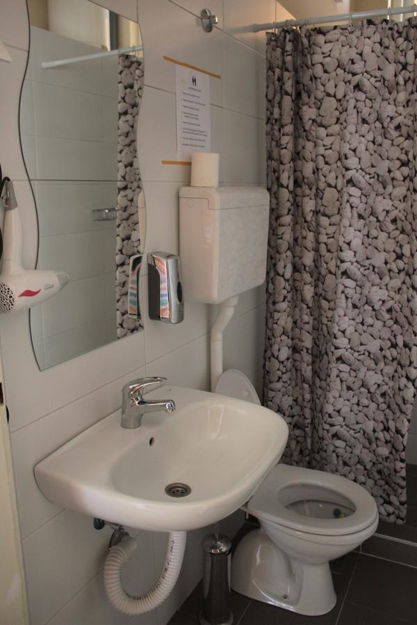 Hostel Nomad Нови Сад Екстериор снимка
