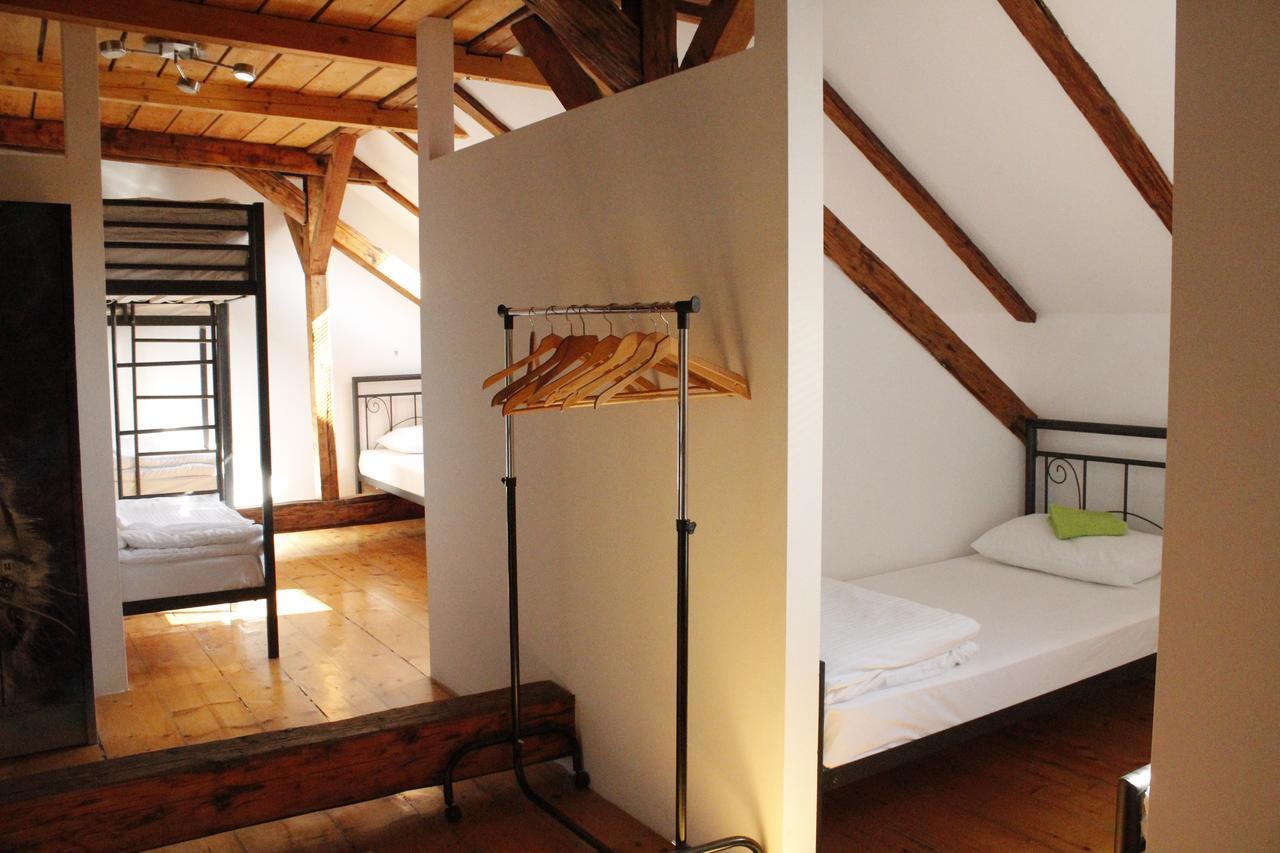 Hostel Nomad Нови Сад Екстериор снимка