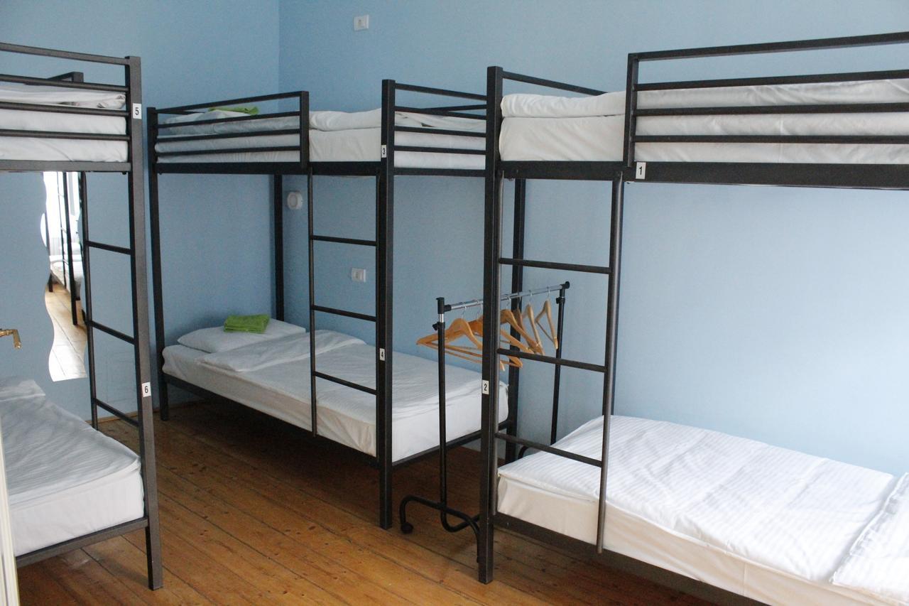 Hostel Nomad Нови Сад Екстериор снимка